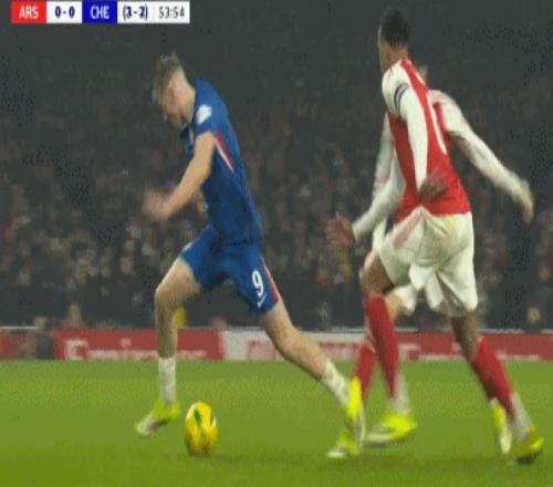 詹姆斯突破,分大关,湖人三人合,天天盈球足球比分网,体育官网,平台入口,足球比分,即时比分,比分直播